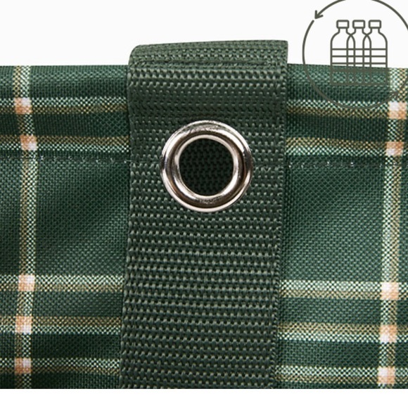 Thirty-one Deluxe Utility Tote in Evergreen Plaid - Picture 5 of 8